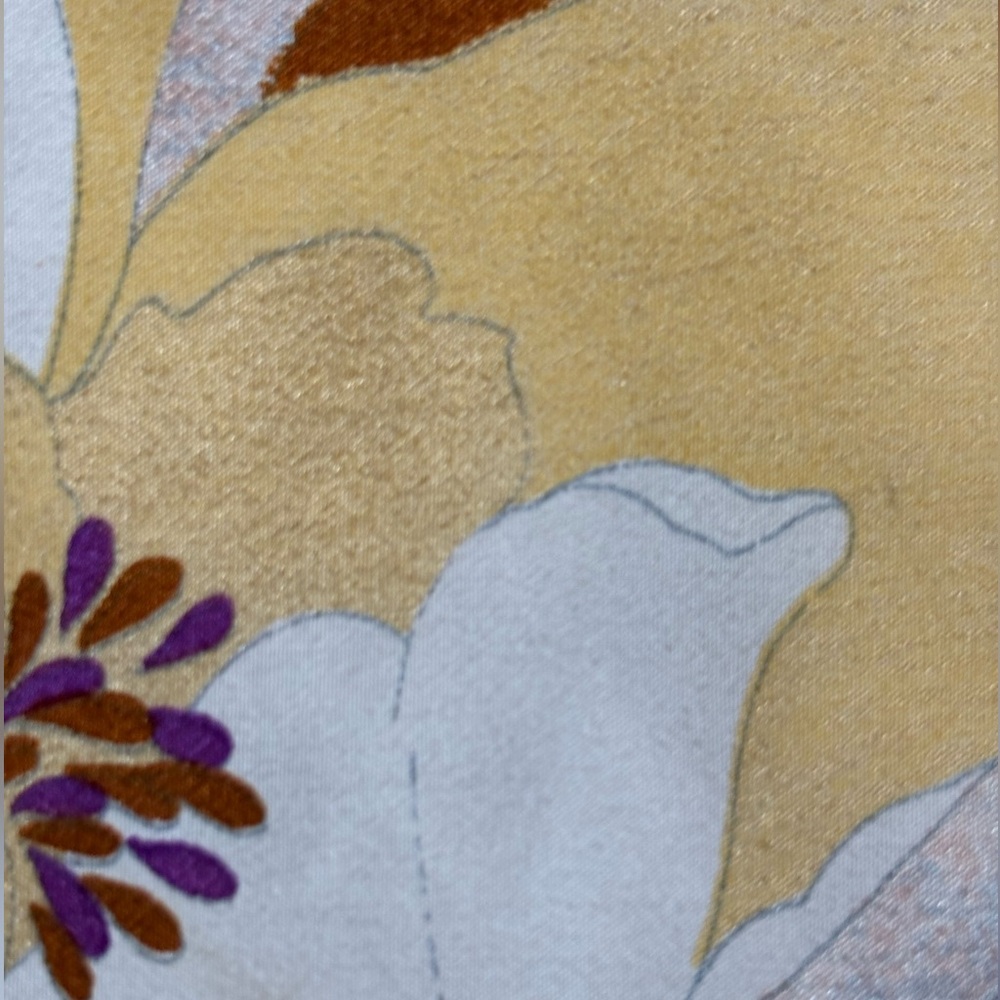 VNTG 60s/70s Christian Dior Silk Floral Scarf w Ecru Backround made in Italy - Picture 14 of 14